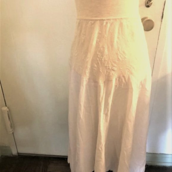 Vintage Lady Lynne Flare White Half Slip - Picture 1 of 7
